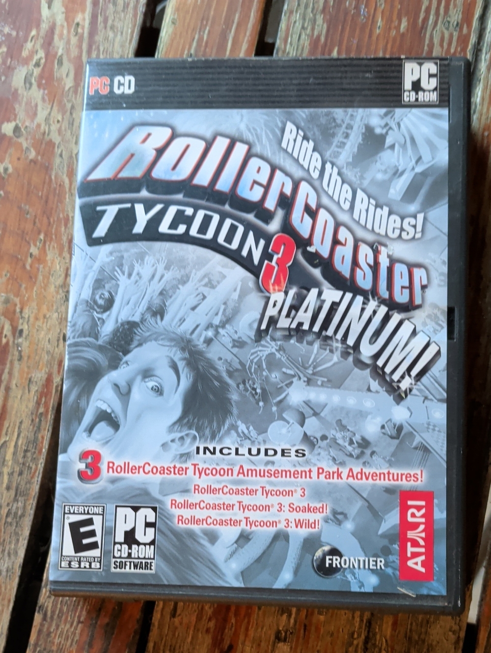 Roller Coaster Tycoon 3 PC Game